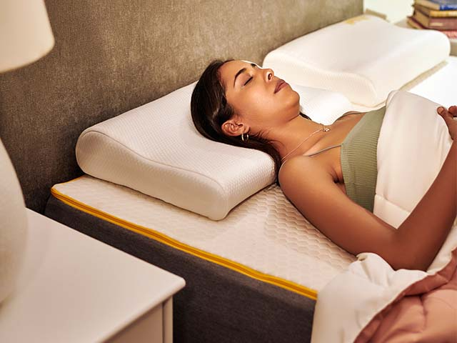 Contour CoolTEC™ Memory Foam Pillow